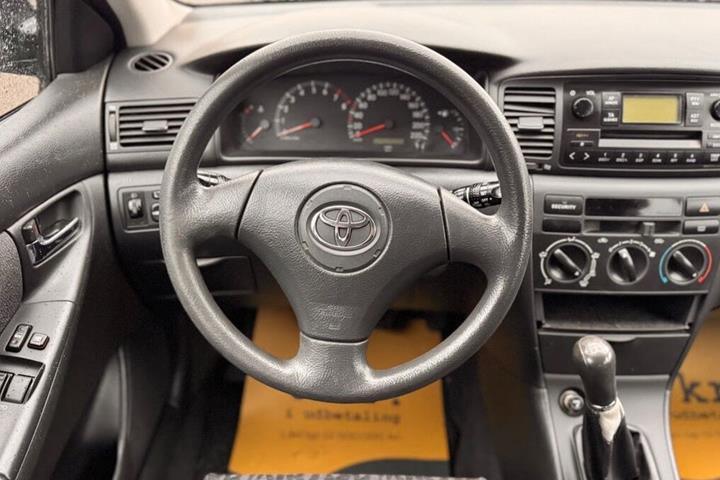 undefined Toyota Corolla fra 2003