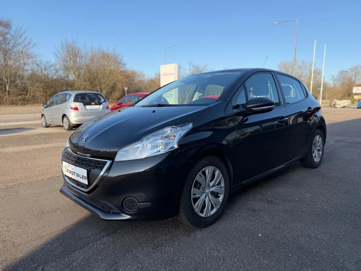 undefined Peugeot 208 fra 2012