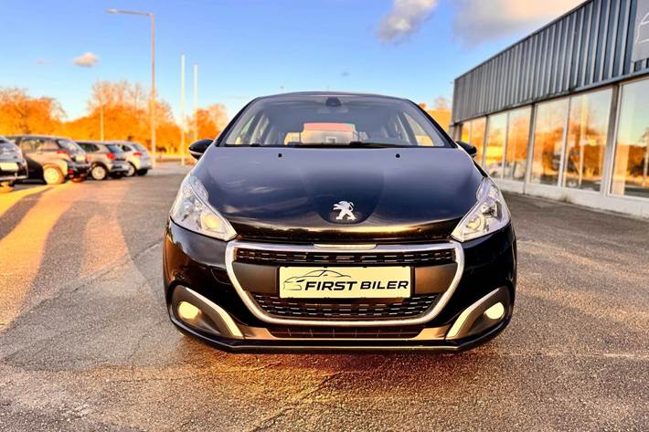 undefined Peugeot 208 fra 2019