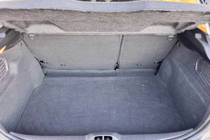 undefined Peugeot 208 fra 2019