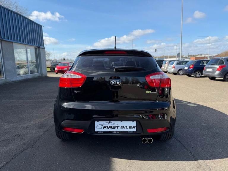 Kia Rio 1,2 Motion 86HK 5d