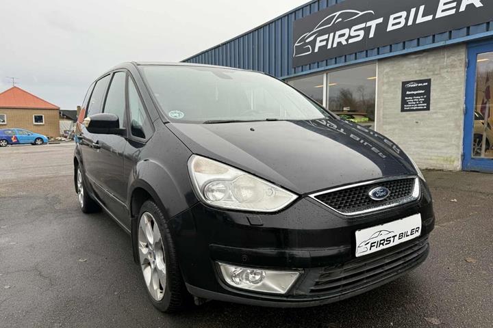 undefined Ford Galaxy fra 2010 set udefra