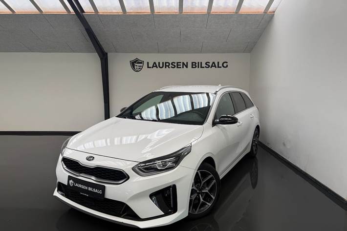 Hvid Kia Ceed fra 2020