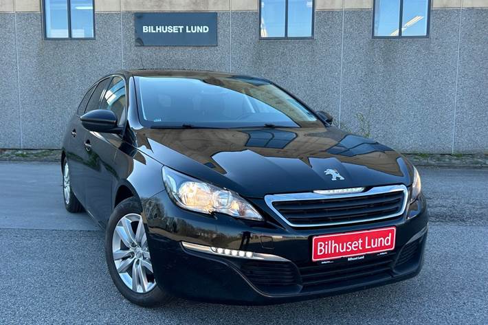 Sort Peugeot 308 fra 2016 set udefra