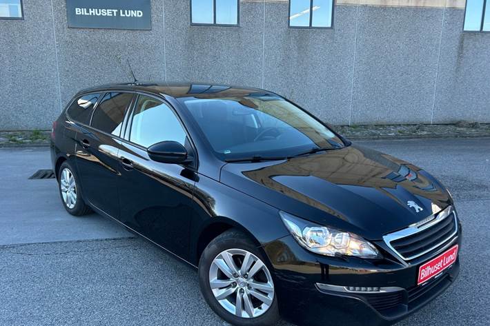 Sort Peugeot 308 fra 2016