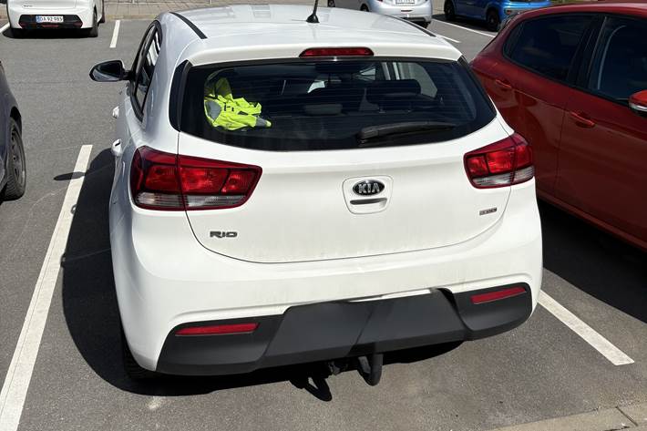 Hvid Kia Rio fra 2017