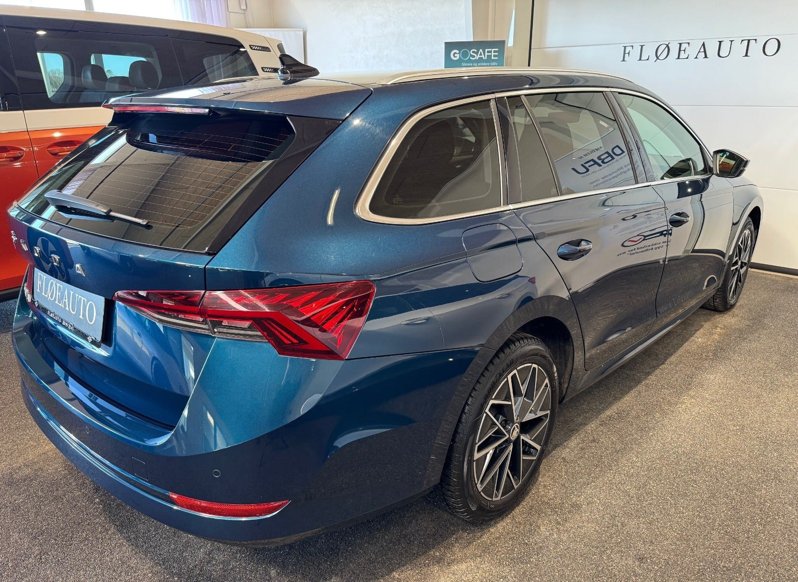 Blå Skoda Octavia fra 2021