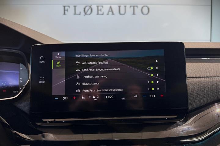 Blå Skoda Octavia fra 2021