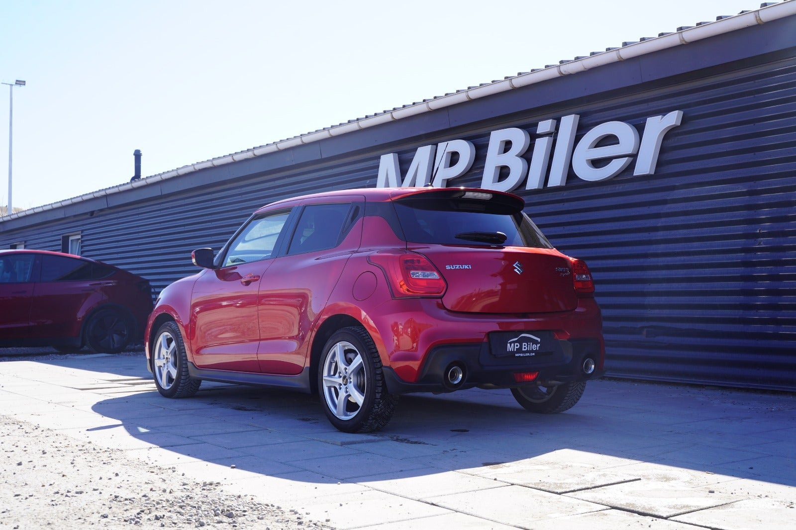 Rød Suzuki Swift fra 2019