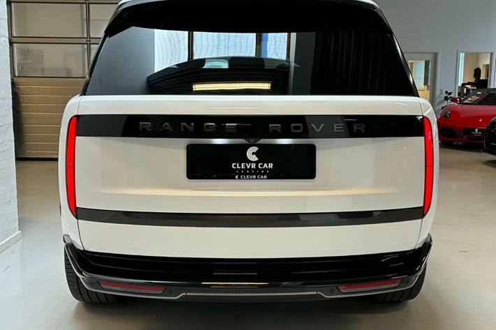Hvid Land Rover Range Rover fra 2023