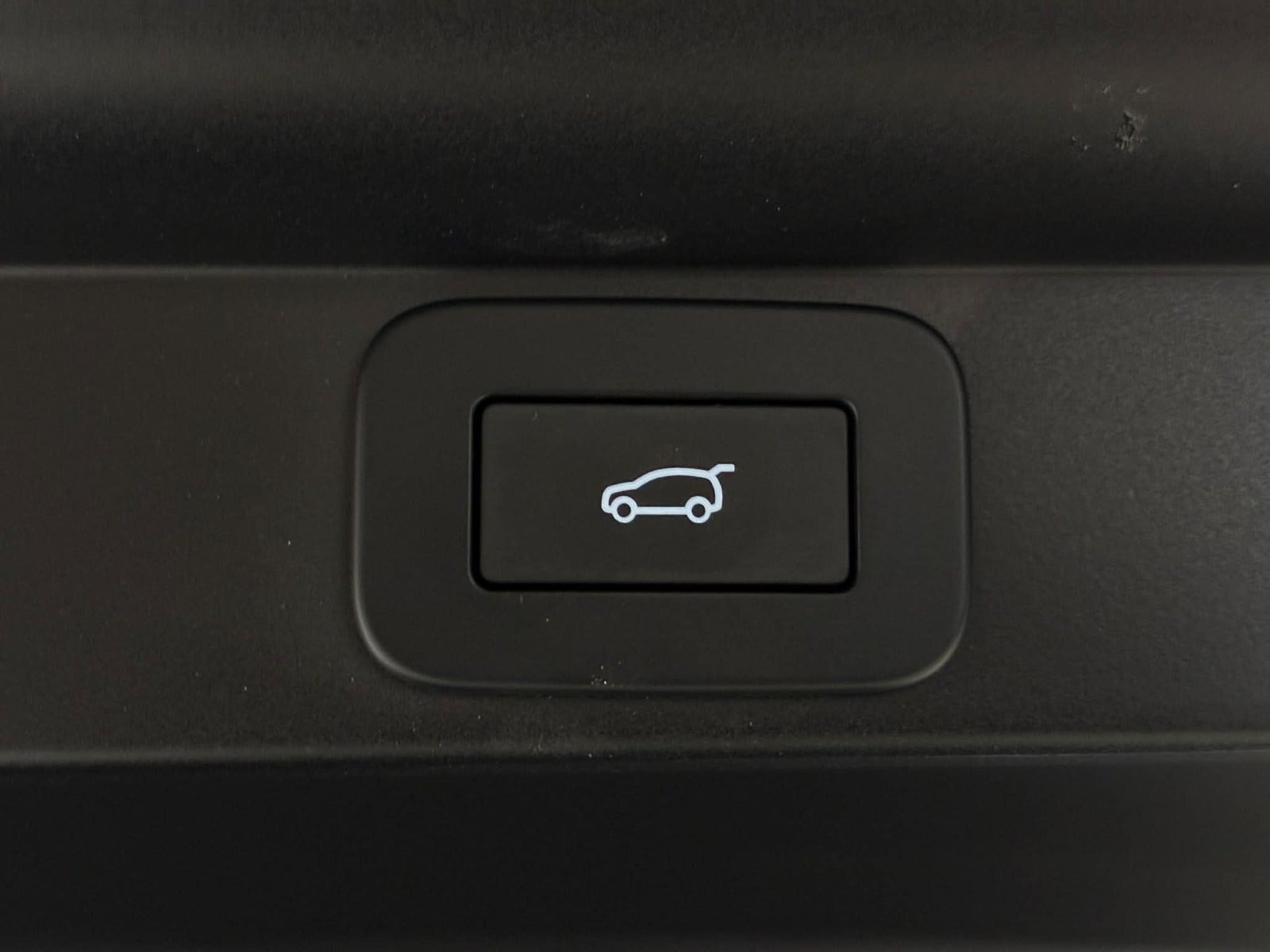 Hvid Land Rover Range Rover fra 2023