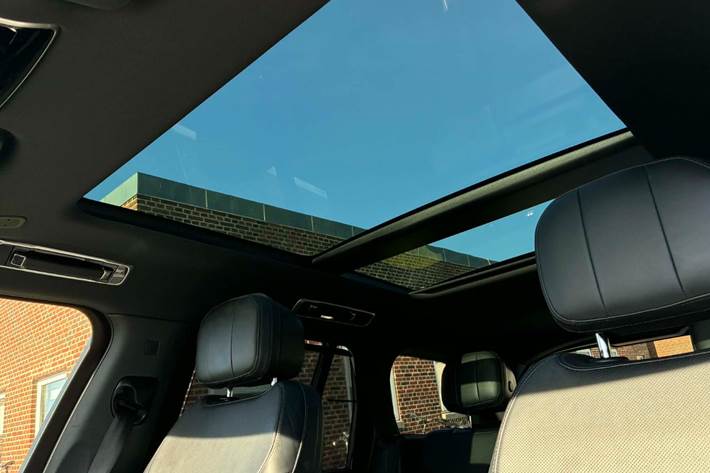 Hvid Land Rover Range Rover fra 2023