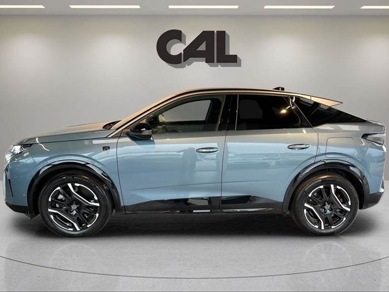 Peugeot e-3008 77 GT Pack