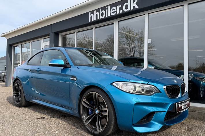 Grå BMW M2 fra 2018