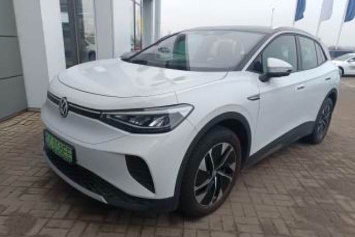 Hvid VW ID.4 fra 2023 set udefra