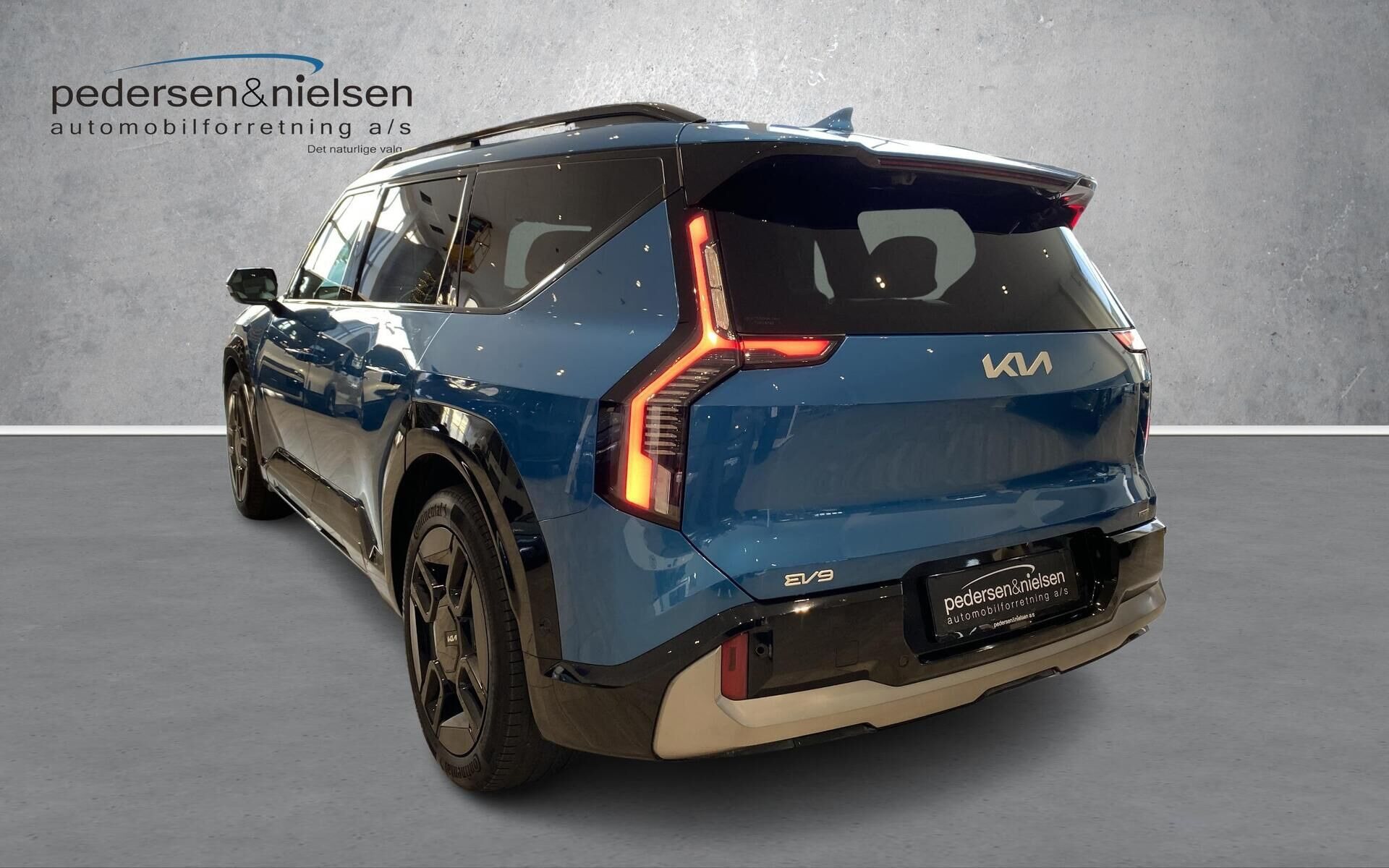 Blå Kia EV9 fra 2025
