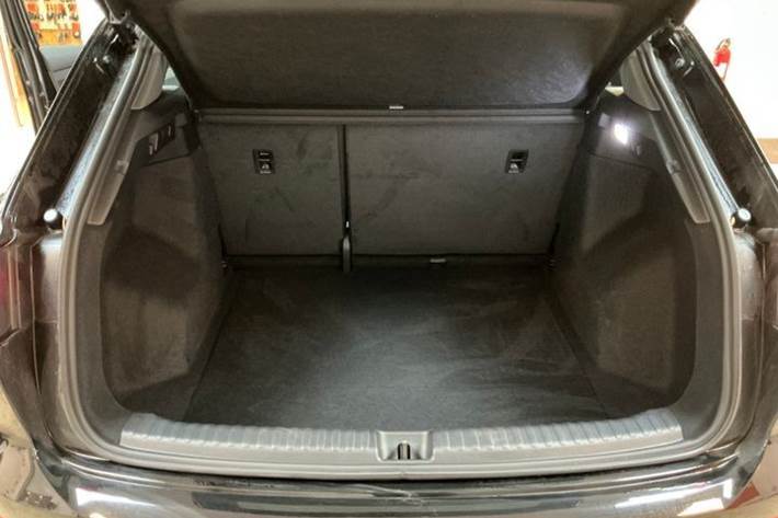 Sort Audi Q4 fra 2024