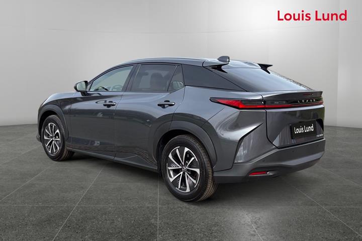 Grå Lexus RZ fra 2025
