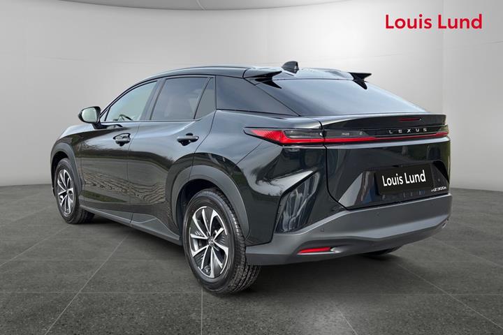 Sort Lexus RZ fra 2025