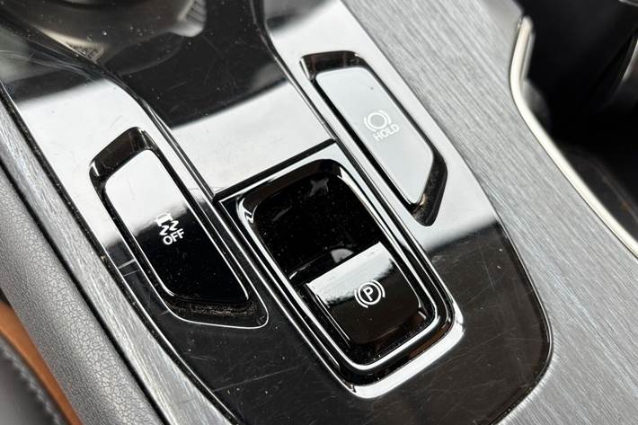 Sort Lexus RZ fra 2025