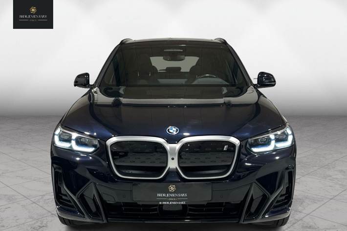 Sort BMW iX3 fra 2022