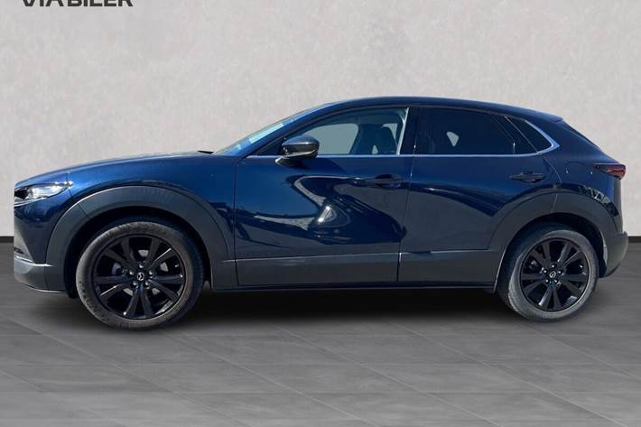 Blå Mazda CX-30 fra 2022