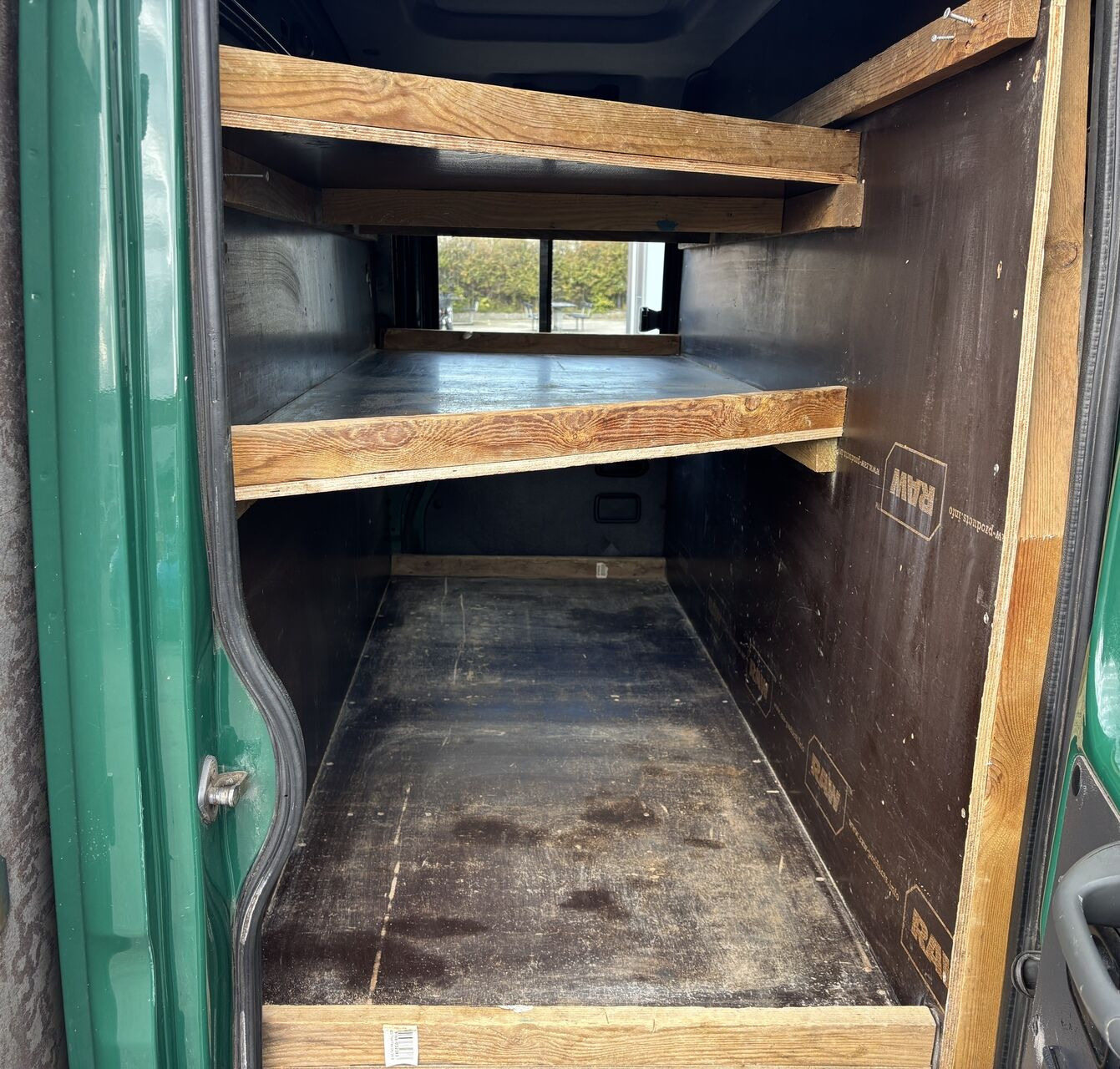 Grøn Iveco Daily fra 2008