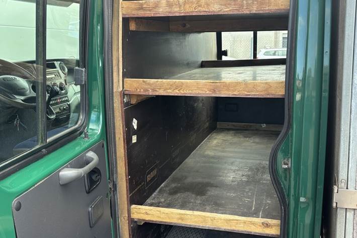 Grøn Iveco Daily fra 2008