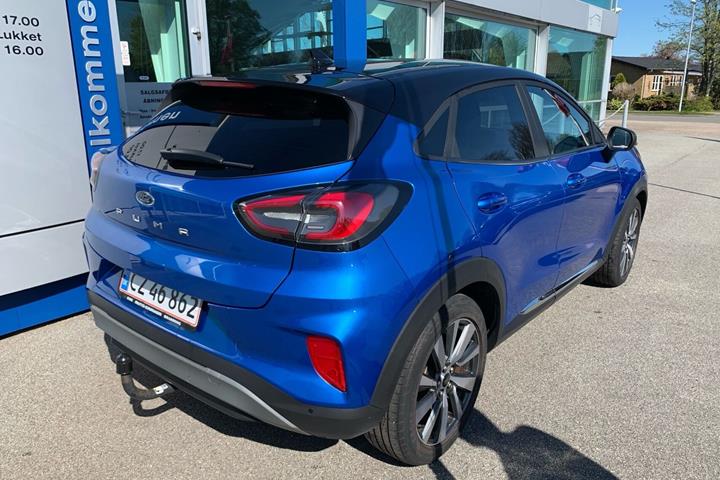 Blå Ford Puma fra 2021