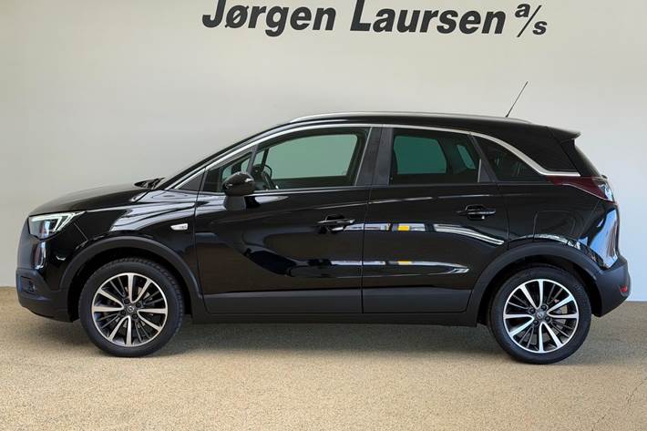 Sort Opel Crossland X fra 2020