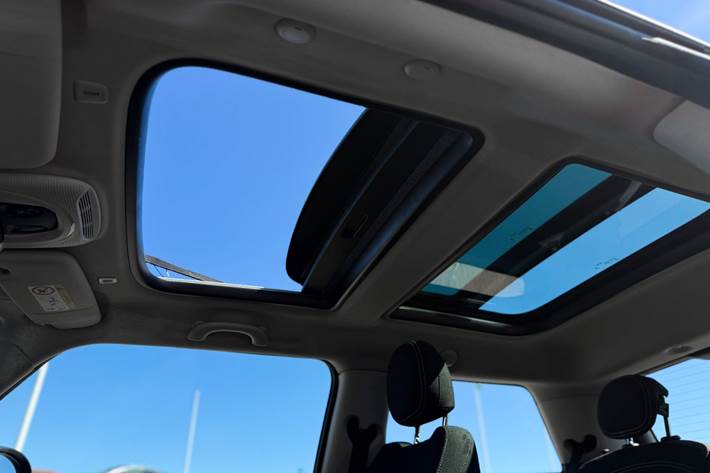 Sort Mini Cooper SE fra 2023