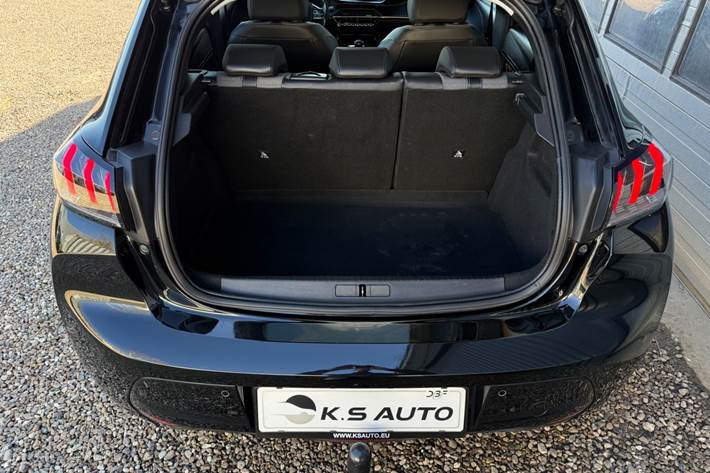 Sort Peugeot 208 fra 2020