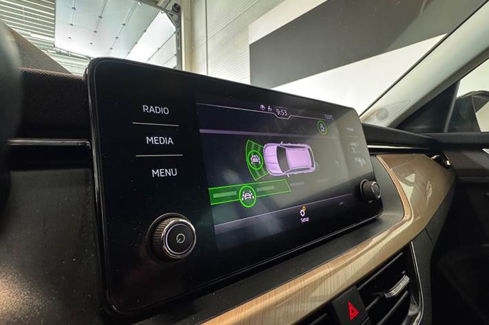 Grå Skoda Kamiq fra 2020