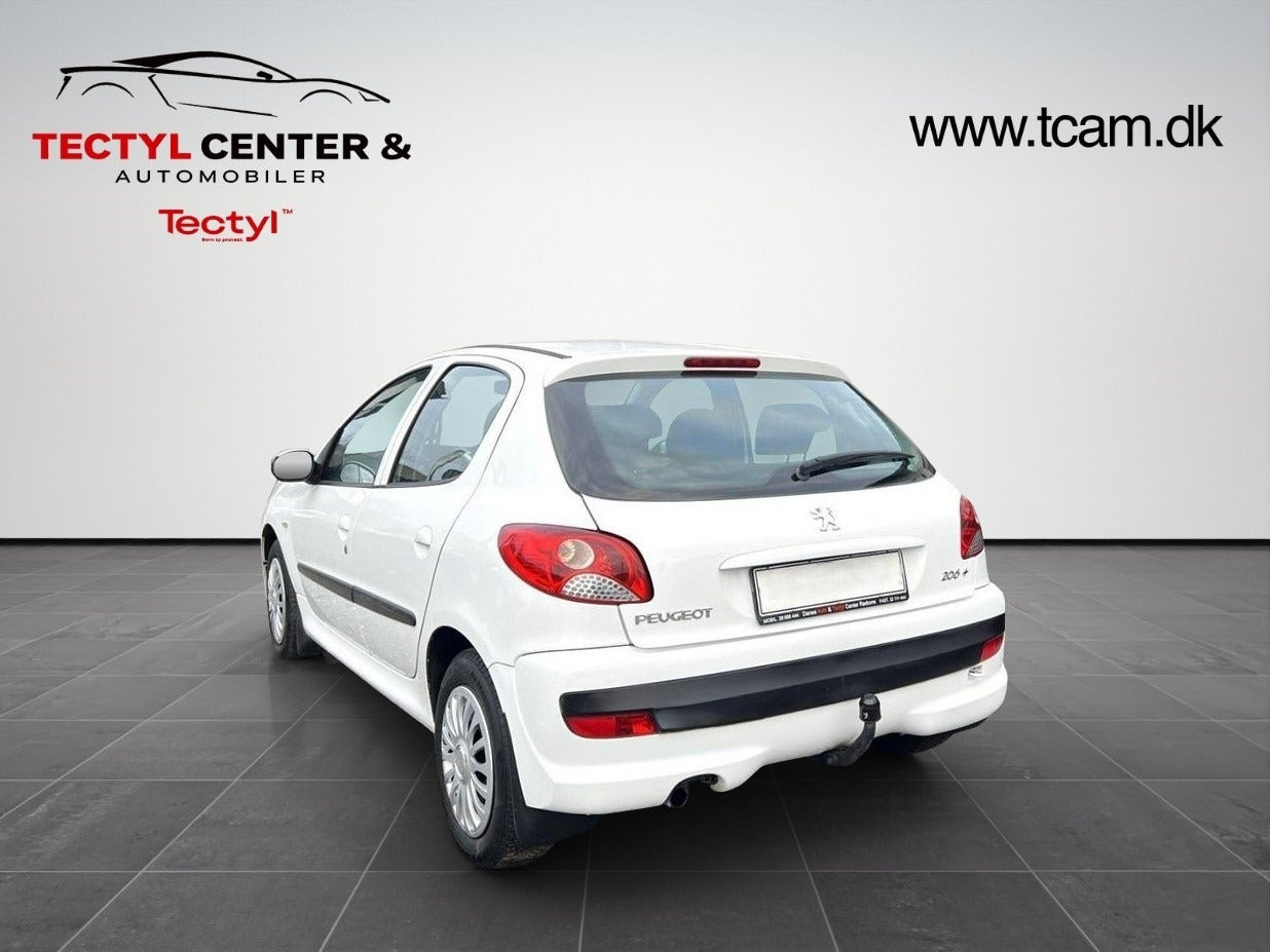 Hvid Peugeot 206+ fra 2012