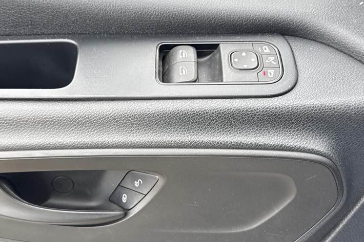 Hvid Mercedes Sprinter 314 fra 2021