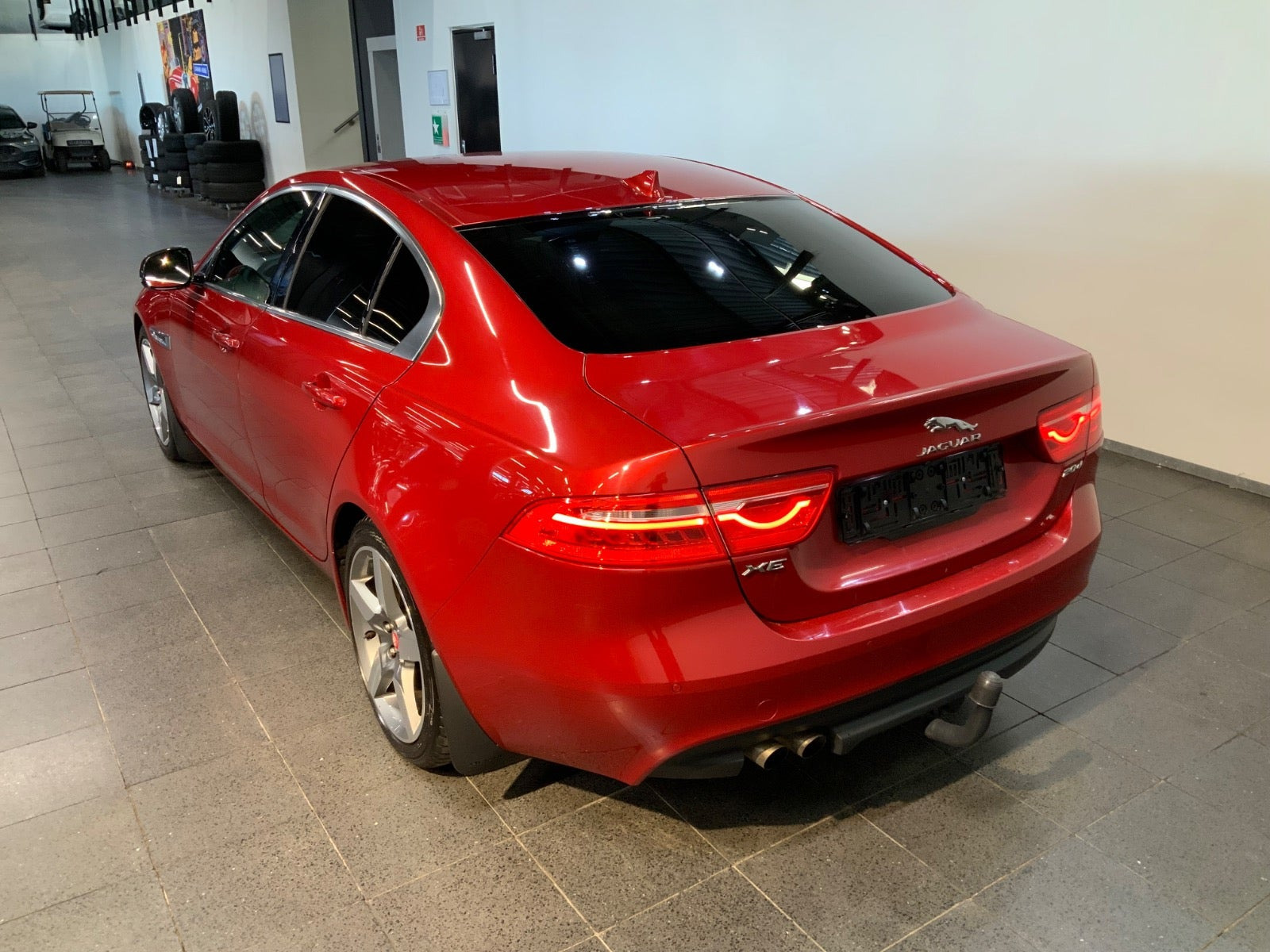 Jaguar XE