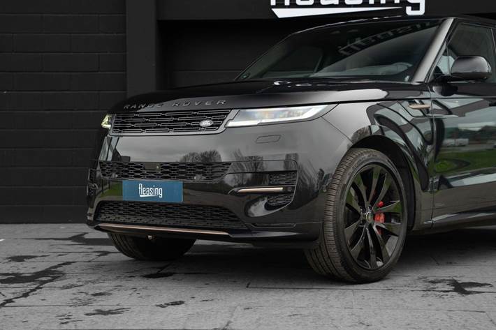 Sort Land Rover Range Rover sport fra 2025