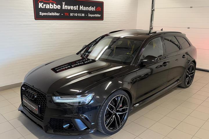 Sort Audi RS6 fra 2018 set udefra