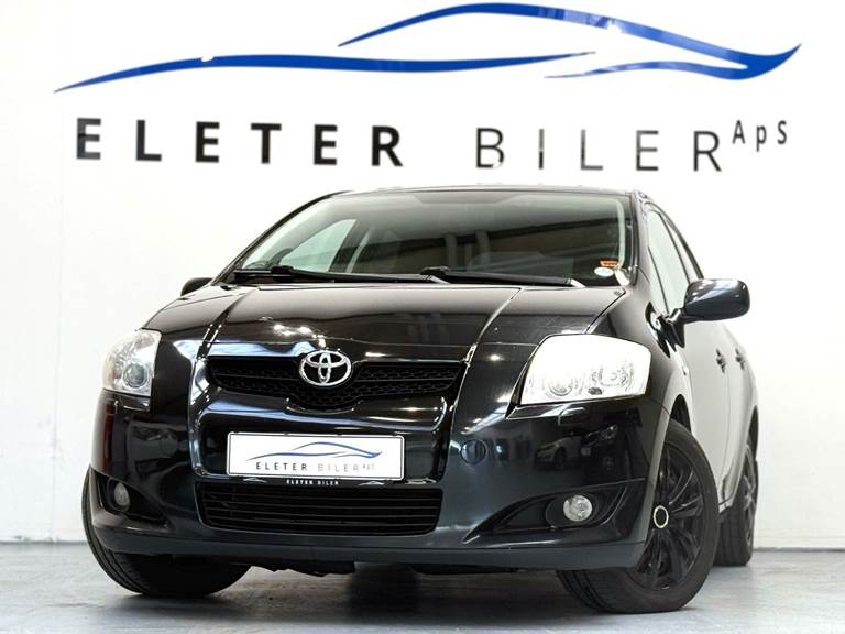 Toyota Auris 1,6 Luna