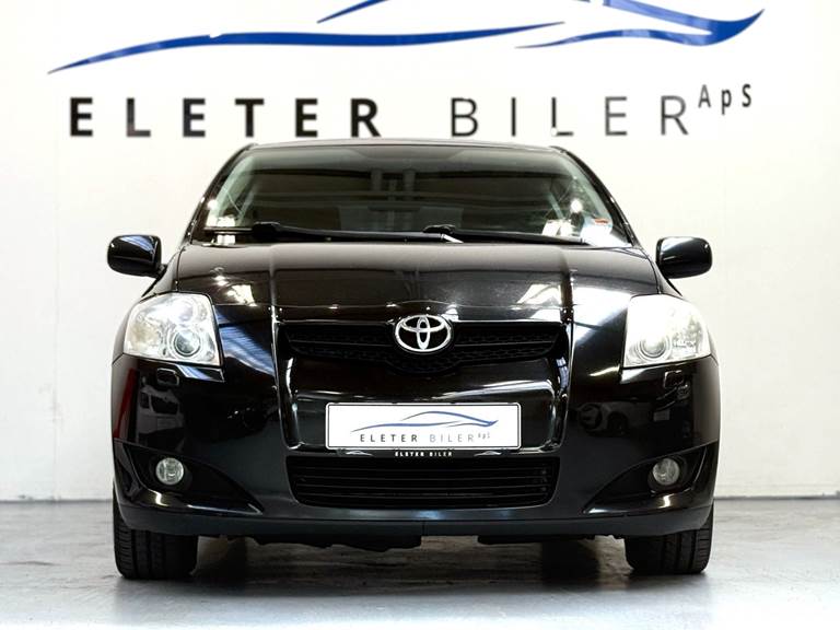 Toyota Auris 1,6 Luna