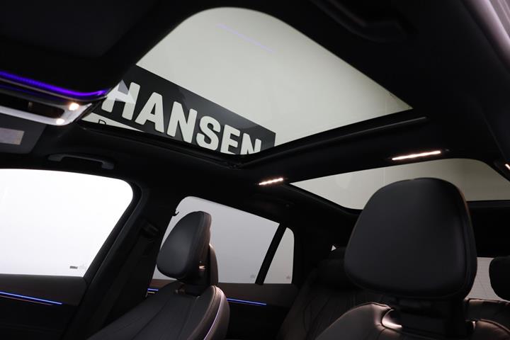 Sort Mercedes EQS450+ SUV fra 2023