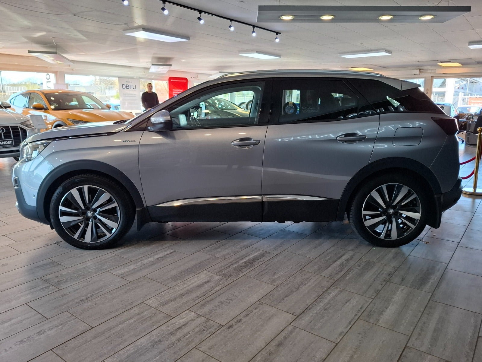 Sølv Peugeot 3008 fra 2020