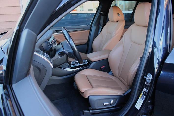 Blå BMW iX3 fra 2023