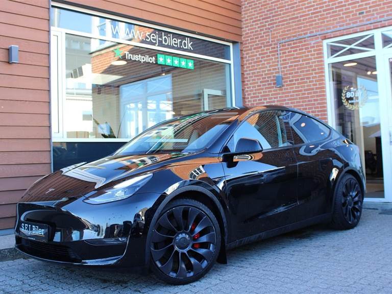 Tesla Model Y Performance AWD