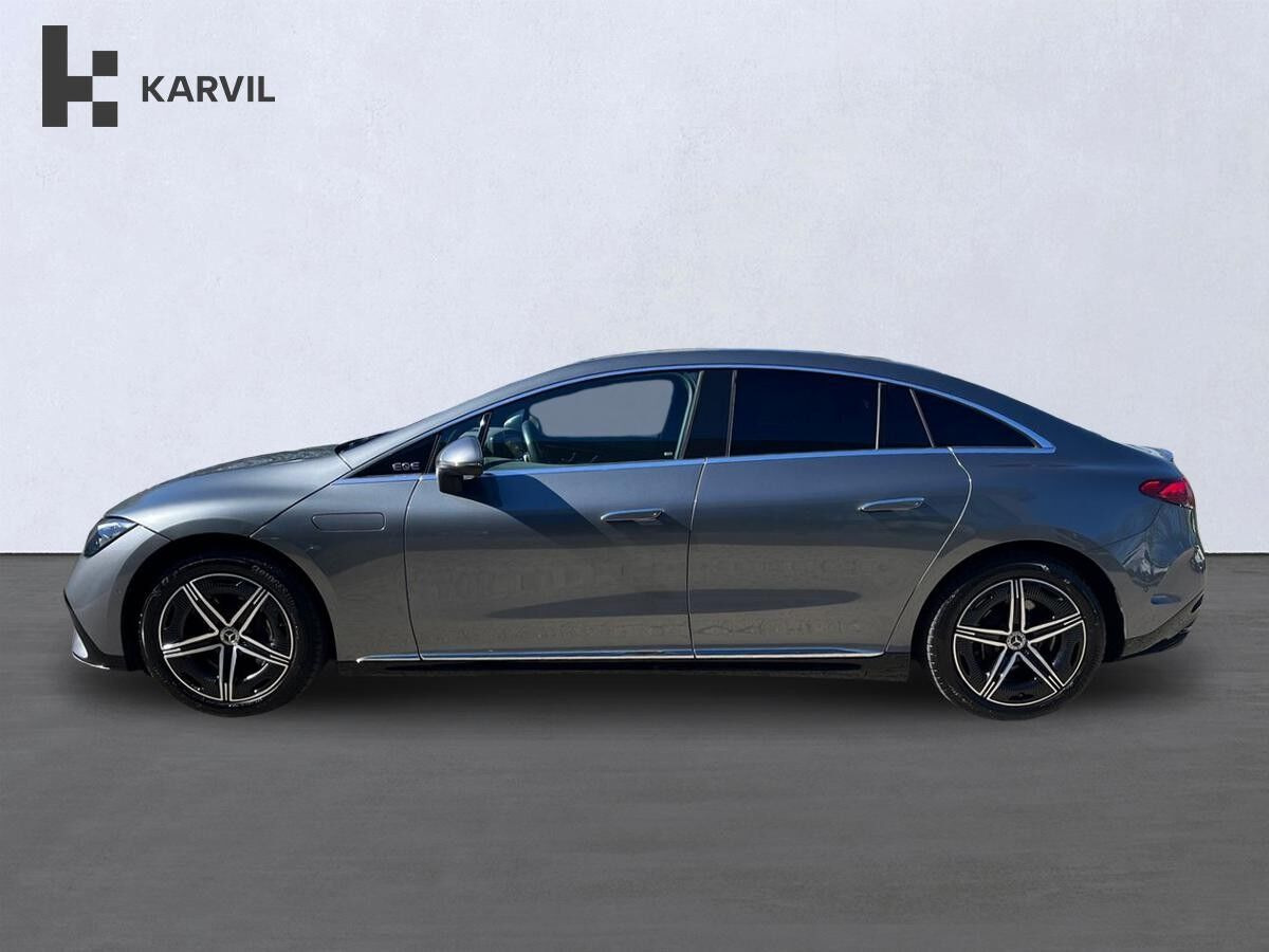 Grå Mercedes EQE350+ fra 2024