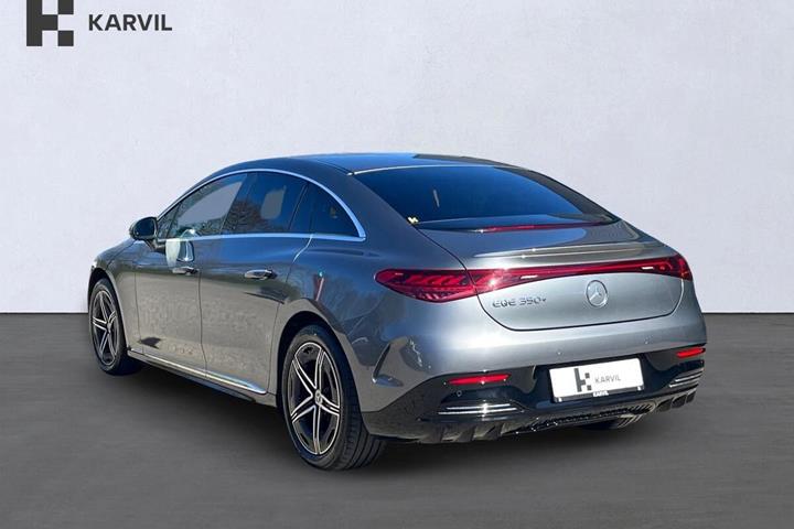 Grå Mercedes EQE350+ fra 2024