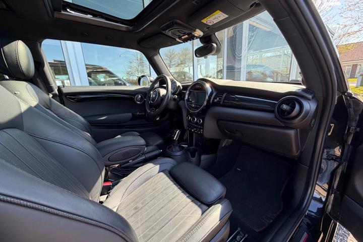 Sort Mini Cooper S fra 2019