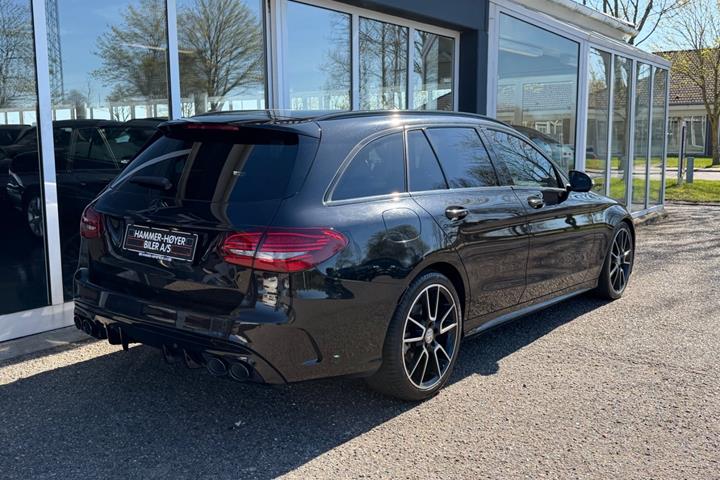Sort Mercedes C220 d fra 2019