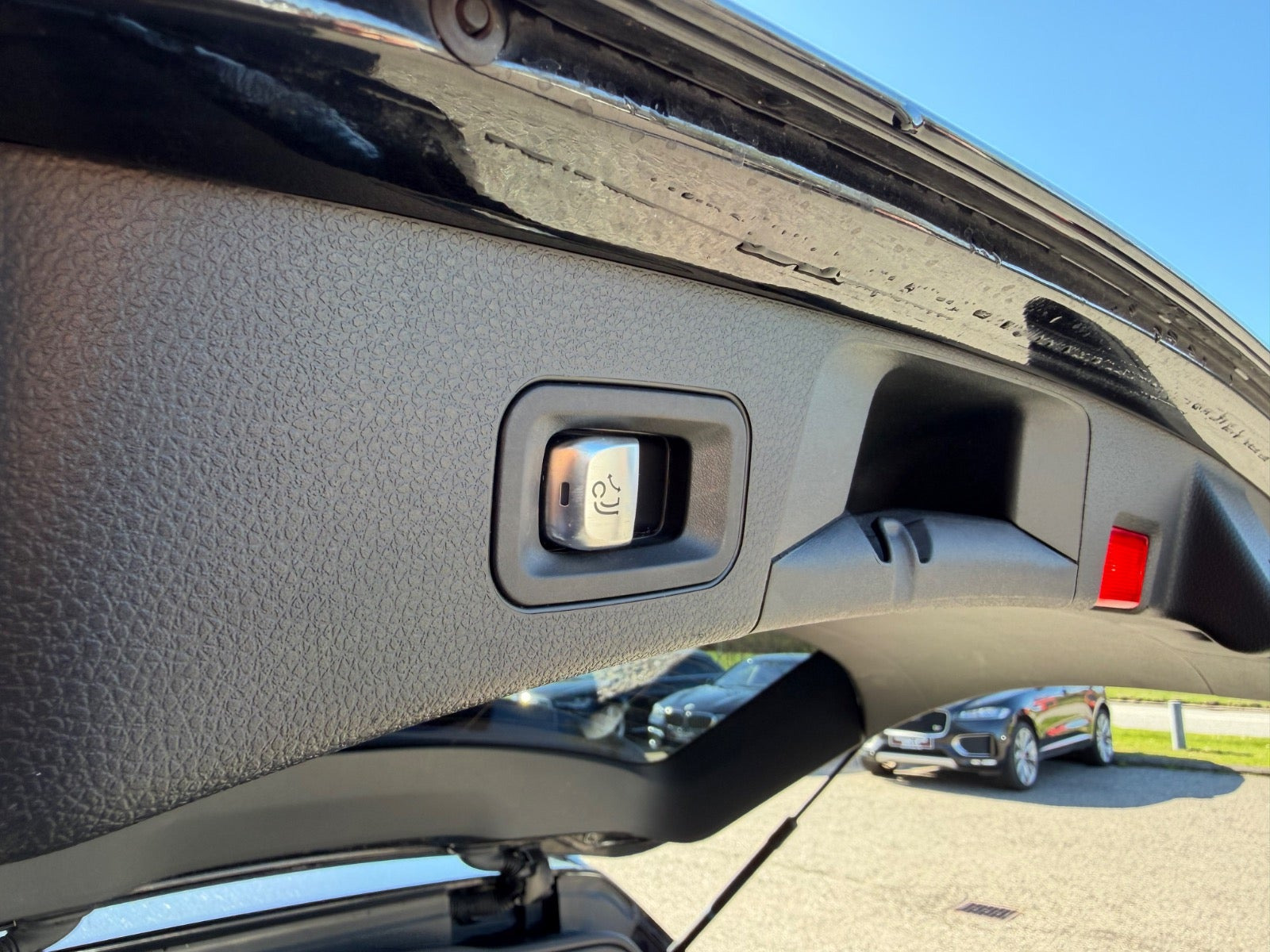 Sort Mercedes C220 d fra 2019