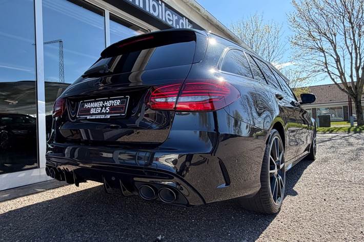 Sort Mercedes C220 d fra 2019